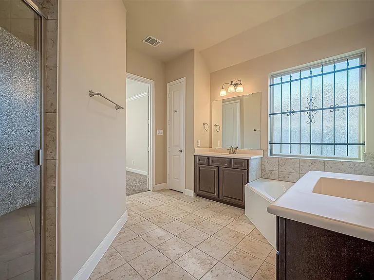 10839 Paula Bluff Ln — Photo 39