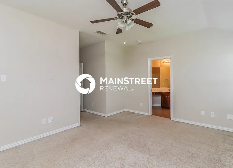 2408 Hawkwood Ct — Photo 12