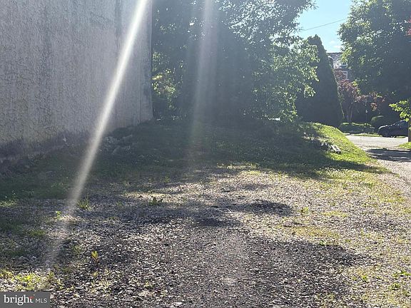 4th image of 2419 N 56th St