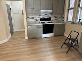 43-22 58th St #1F, Woodside, NY 11377