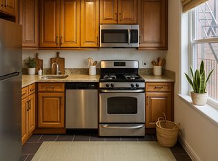 350 Bleecker St #11A, New York, NY 10014