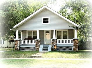 2120 W Olive St, Springfield, MO 65802