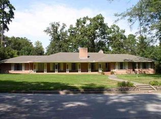 1221 Yates Dr, Longview, TX 75601