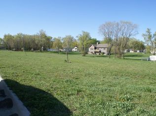 Fran St, Evansdale, IA