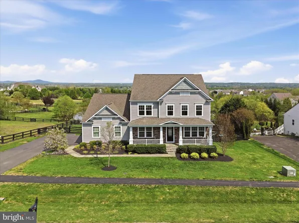 15698 Woodchester Ct, Leesburg, VA 20176