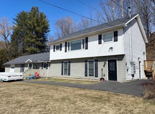 996 E Barre Rd, Barre, VT 05641