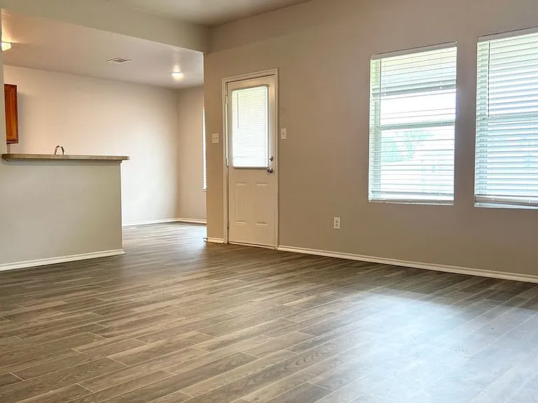 2608 Castle Rd — Photo 11