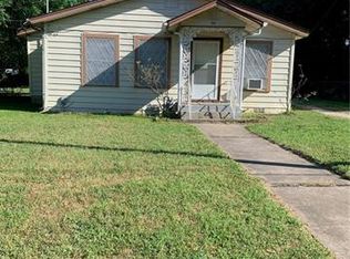 311 Warren St, Cleburne, TX 76033