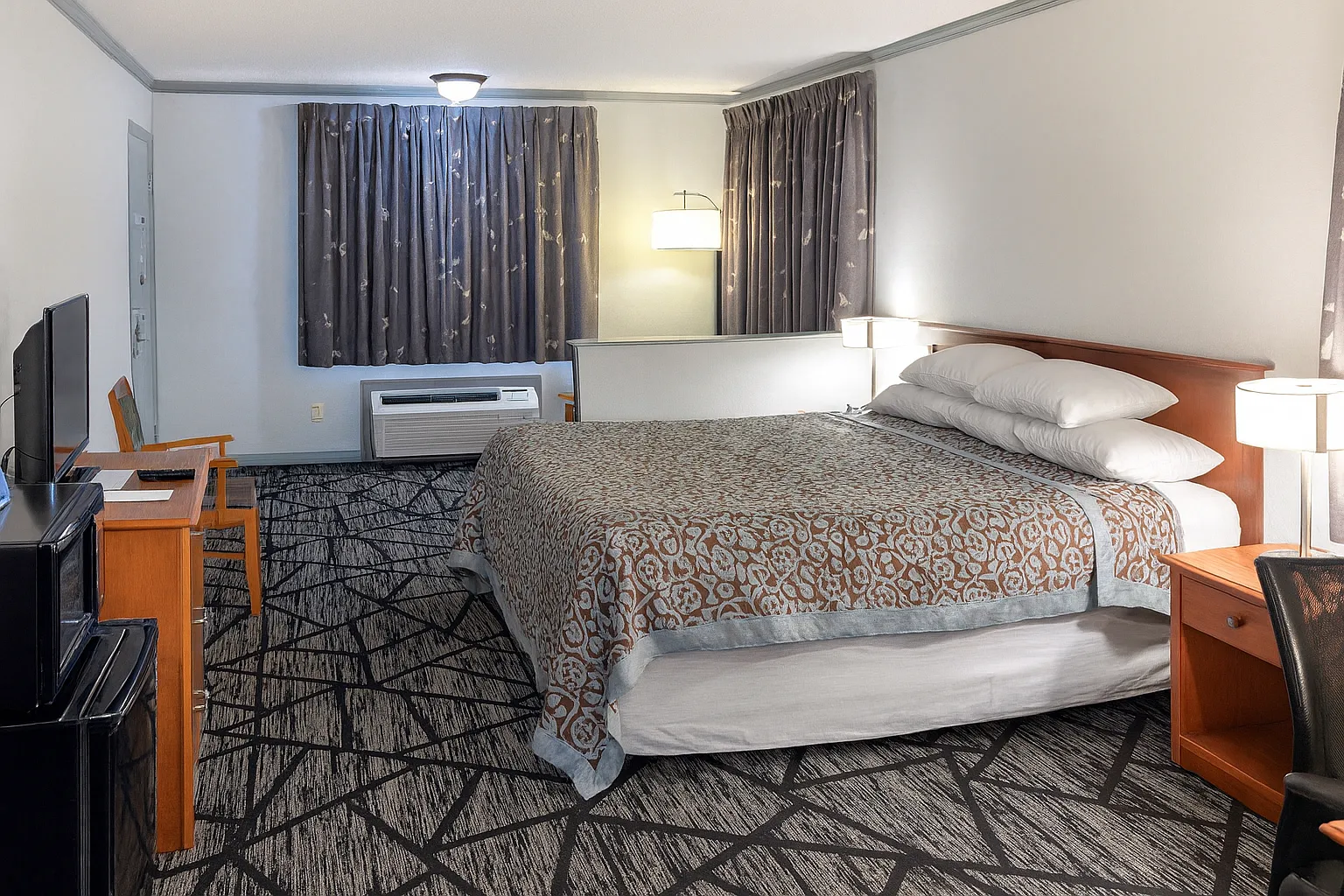 1 bed, 320 sqft, $1,400 — Photo 4
