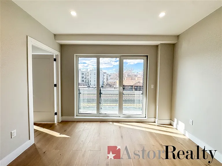 30-85 31st St #3B — Photo 10