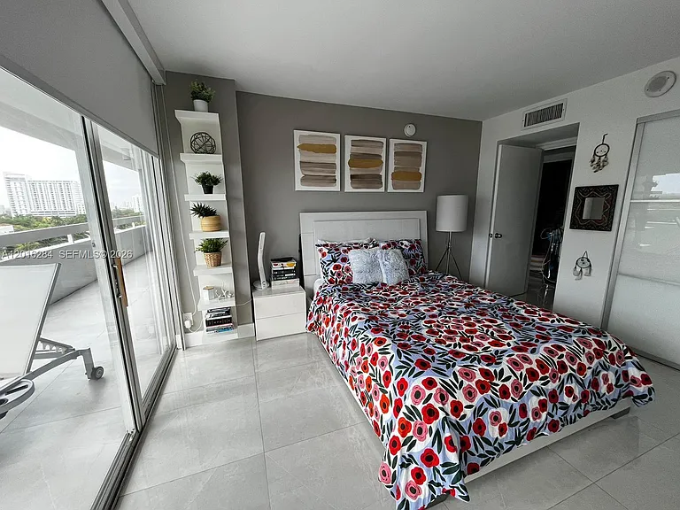 1627 Brickell Ave #1204 — Photo 27