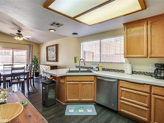 3rd image of 8523 Barberry Ave