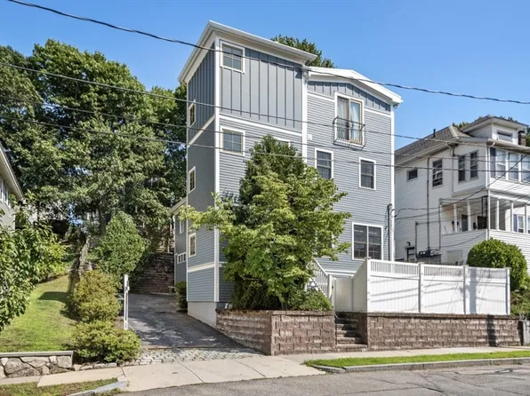 18 Wilson Ave #18, Watertown, MA 02472