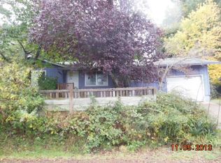 78 N Vernon St, Coquille, OR 97423