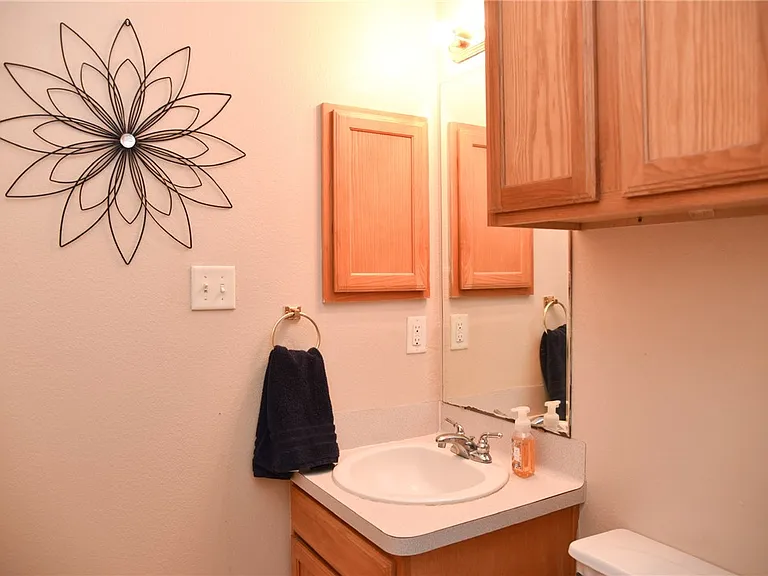 3813 Oldenburg Ln — Photo 12