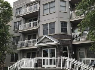 15 Freedom Way #112, Jersey City, NJ 07097