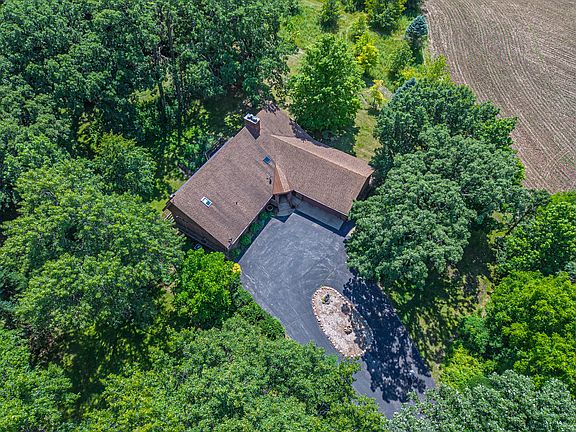 3rd image of 17001 McGuire Rd
