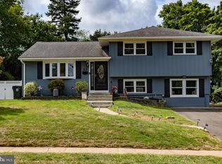 33 Hinkle Dr, Bordentown, NJ 08505