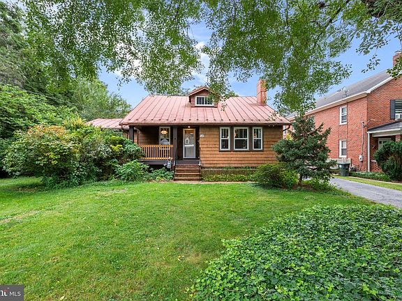 2nd image of 618 Wilson Pl