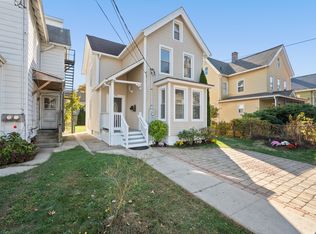 24 Rowan St, Norwalk, CT 06855