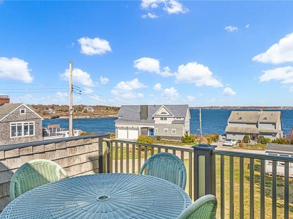 7 Clarkes Village Rd, Jamestown, RI 02835