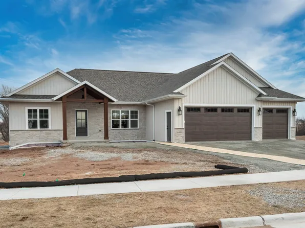 4409 Nature Rdg, Green Bay, WI 54313