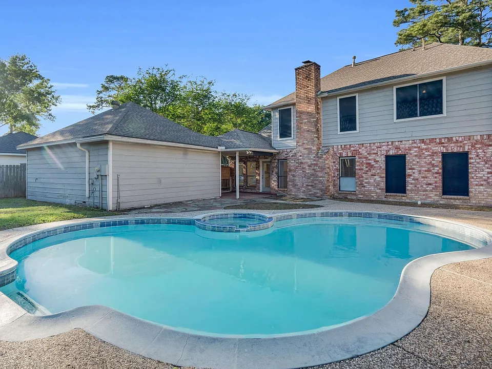 12411 Exbury Ct