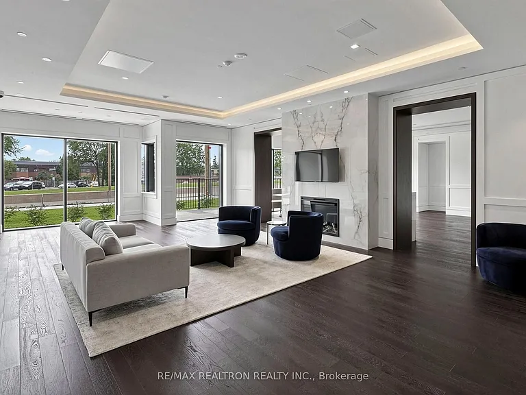4010 Eglinton Ave W #702 — Photo 34