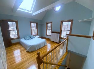 164 Gardner St #2R, West Roxbury, MA 02132