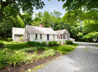 37 Bow St, Duxbury, MA 02332