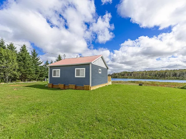 220 Thompson Point Rd, Margate, PE C0B 1M0