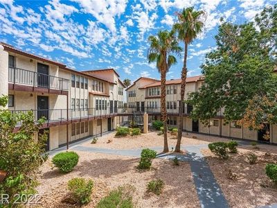 2080 Karen Ave #24, Las Vegas, NV, 89169