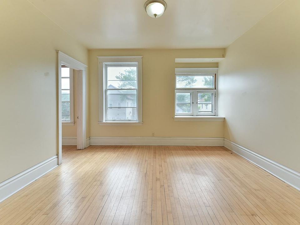 living room (3)