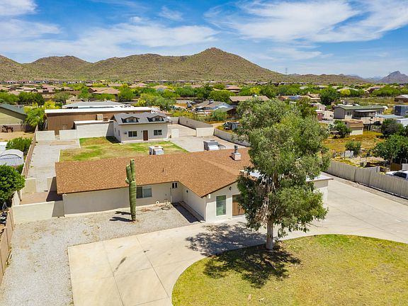 2nd image of 8736 W Mariposa Grande