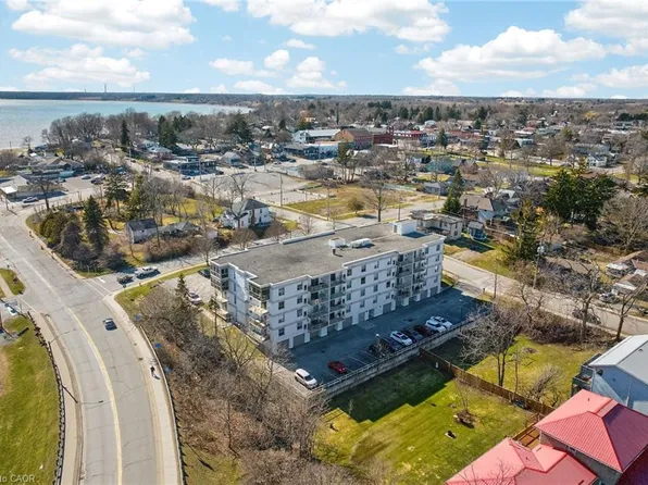 12 Saint Andrew St #205, Norfolk County, ON N0A 1N1