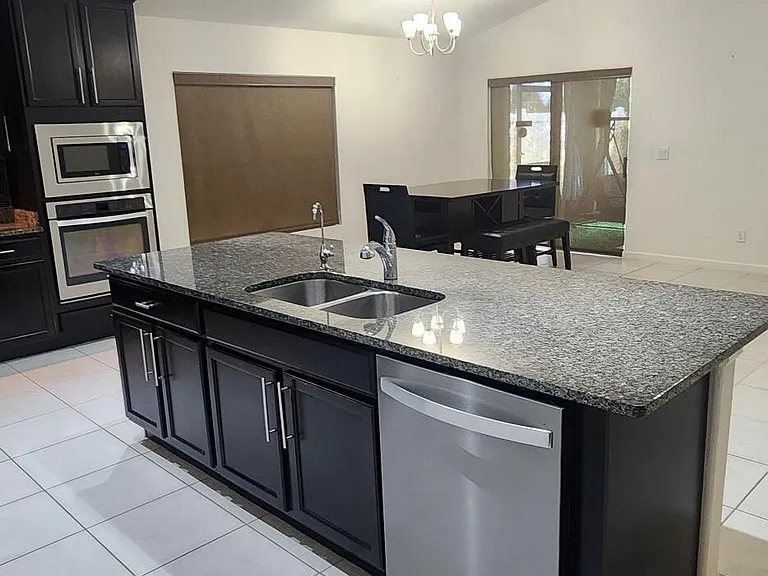 1817 Elkins Point Dr — Photo 22