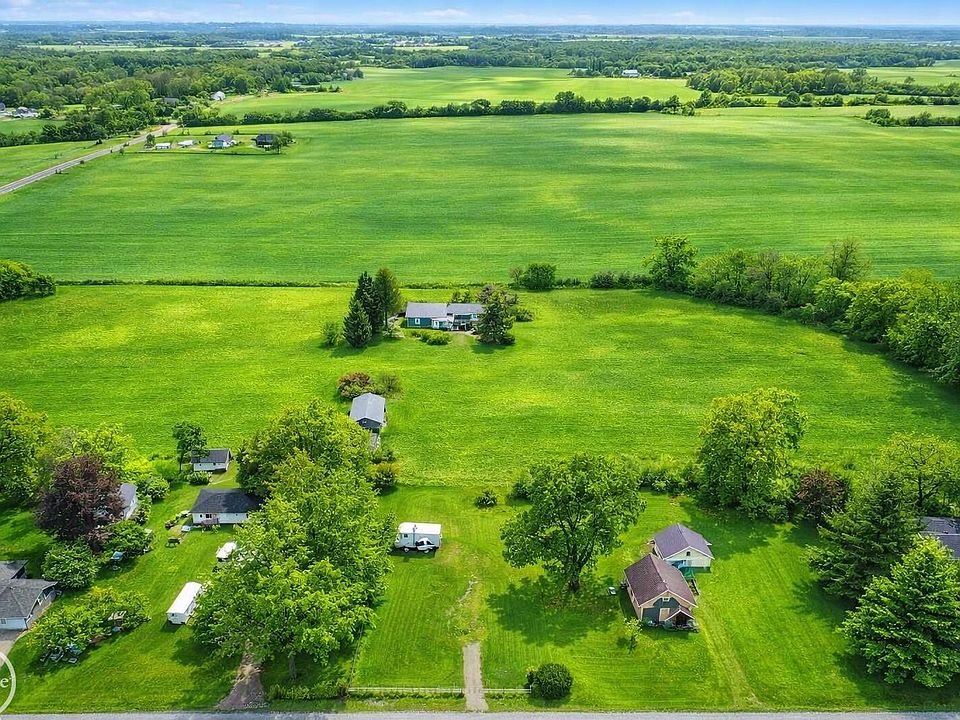 1st image of 10151 Canada Rd