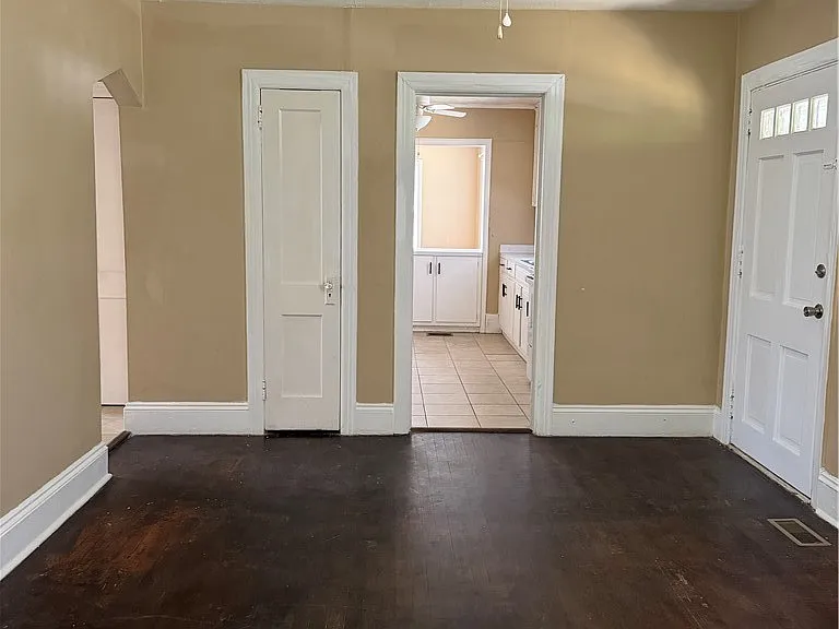 216 Brainerd Ave — Photo 8