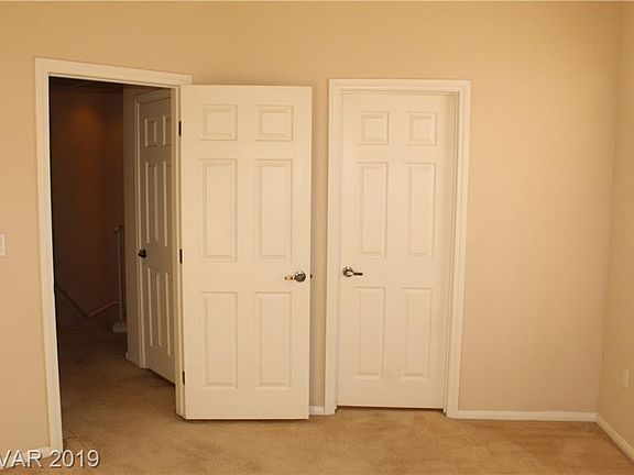 5th image of 5855 Valley Dr Unit 2027