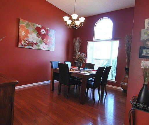 4th image of 379 Crimson Creek Dr