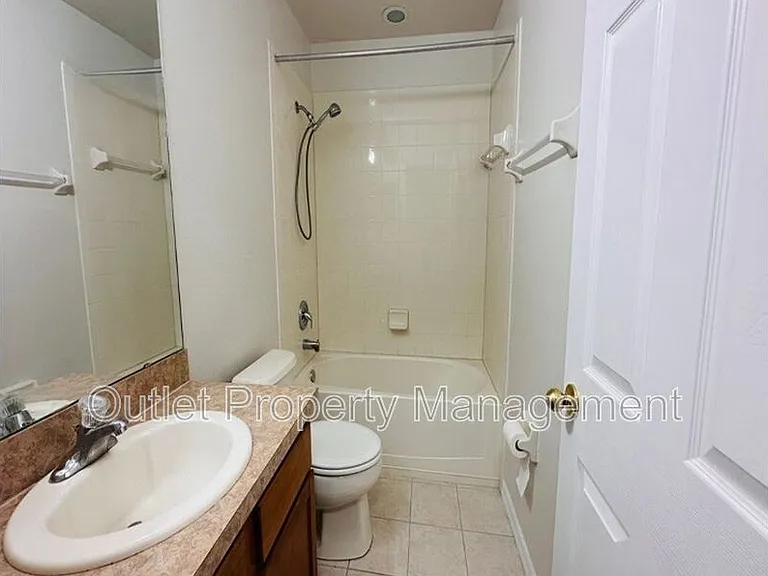 6114 Chapledale Dr — Photo 7