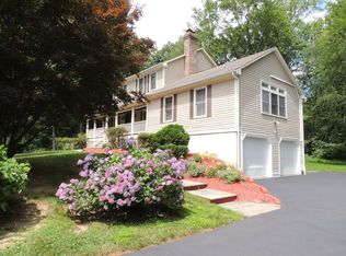 12 Cardinal Ln, Monroe, CT 06468