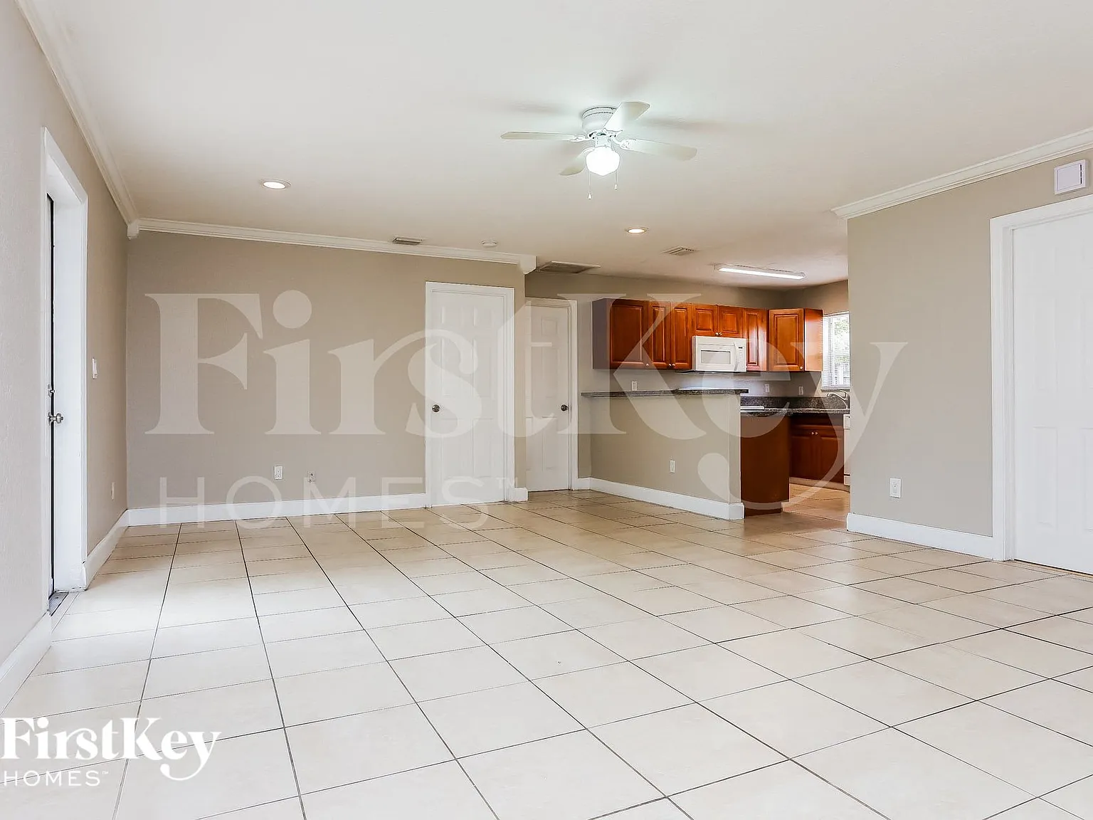 3 bed, 2.0 bath, 1416 sqft, $2,825 — Photo 4