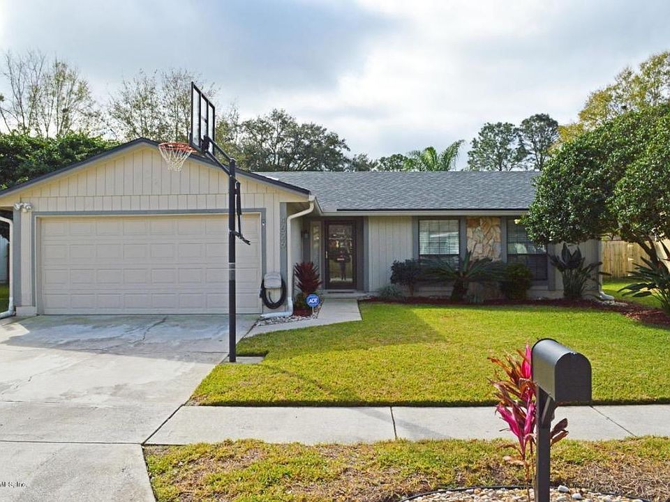 1st image of 4626 Wassail Dr