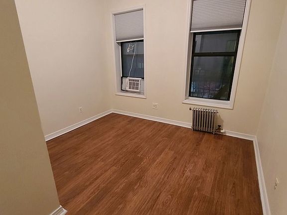 4th image of 345 W 16th St #8C
