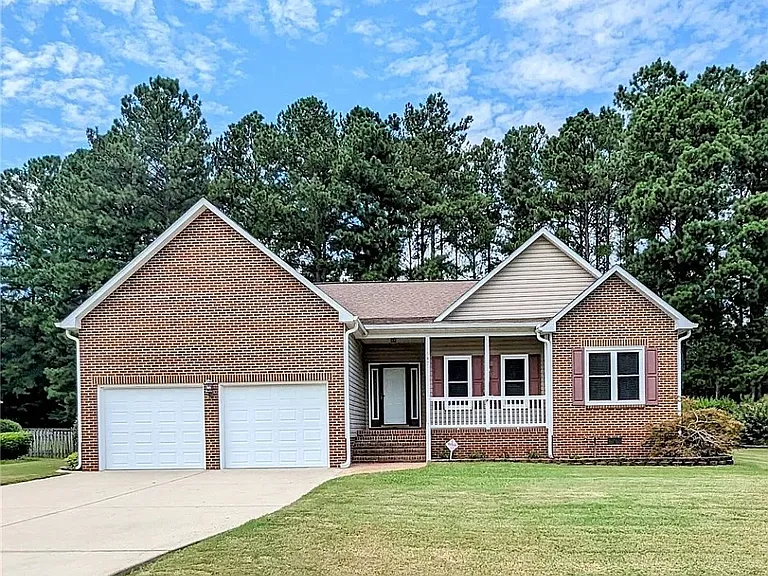 847 Stone Cross Dr — Photo 1