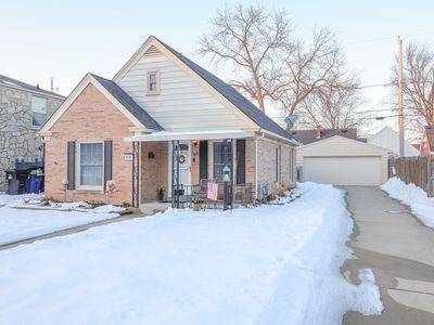 916 Melvin Ave, Racine, WI, 53402