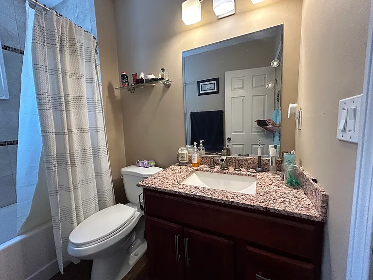 10 Abbott St #1 — Photo 15