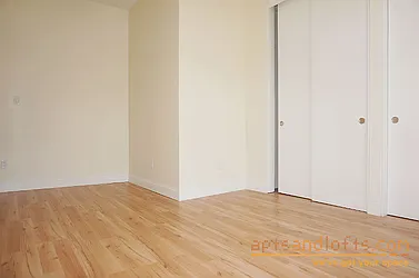 Rented by aptsandlofts.com