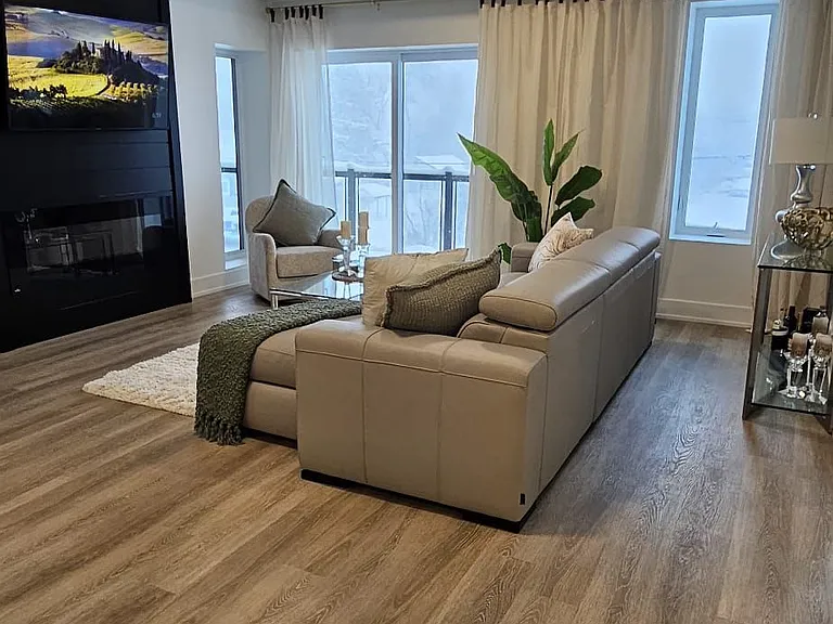 19 B West St N #204 — Photo 2